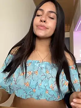 DaphneUwu online show from February 15, 2025, 2:22 pm