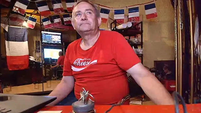 jeanlulu online show from June 22, 2026, 8:39 pm
