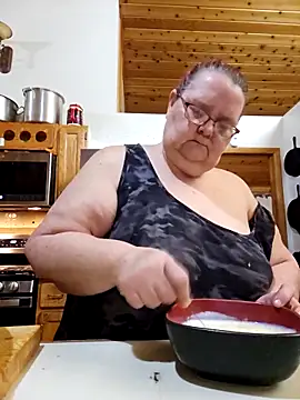 Snapshot of Hornybbw1978 chatting on April 30, 2026, 2:40 am Hornybbw1978 online show from April 30, 2026, 2:40 am