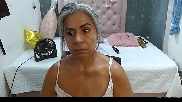 lalisha 96 online show from February 15, 2026, 2:45 am