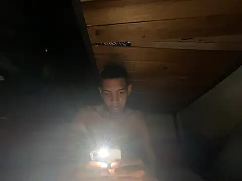 Snapshot of tonny_sexxxx chatting on February 25, 2025, 10:09 pm tonny sexxxx online show from February 25, 2025, 10:09 pm