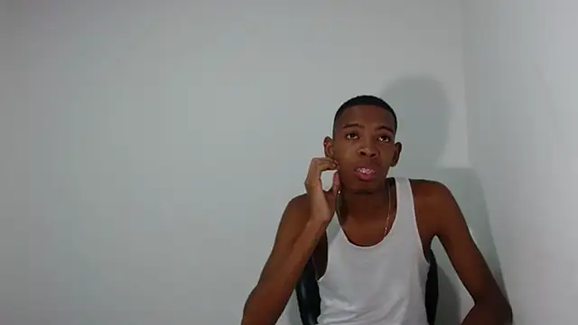 Snapshot of tonny_sexxxx chatting on March 13, 2025, 9:37 pm tonny sexxxx online show from March 13, 2025, 9:37 pm