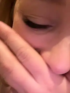 CherryAuroraa online show from December 12, 2024, 9:26 pm