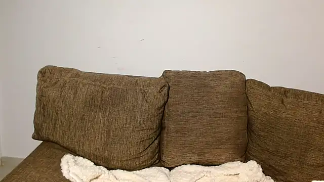 Snapshot of GiltRosebush chatting on February 27, 2026, 8:30 pm GiltRosebush online show from February 27, 2026, 8:30 pm