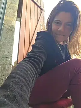 Lina lou4 online show from March 13, 2026, 12:32 pm