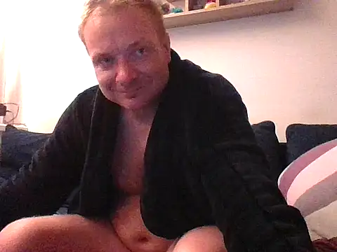 82liska online show from May 15, 2026, 11:58 pm