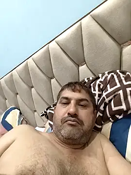 Amandev7 online show from April 16, 2026, 4:52 pm