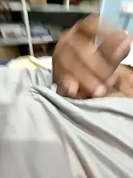 Amandev7 online show from October 12, 2025, 11:06 pm