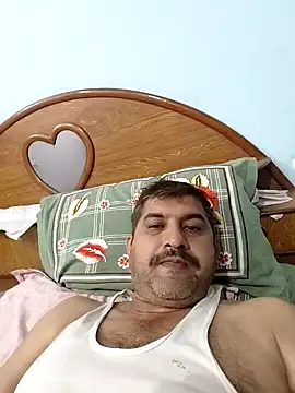 Snapshot of Amandev7 chatting on May 22, 2026, 1:09 pm Amandev7 online show from May 22, 2026, 1:09 pm