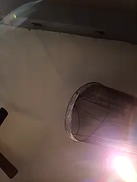 monyhoy online show from October 15, 2025, 7:33 pm