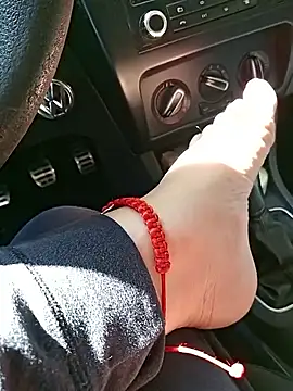 monyhoy online show from November 14, 2025, 6:00 pm