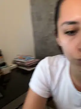 sharonshow online show from September 9, 2025, 5:00 pm