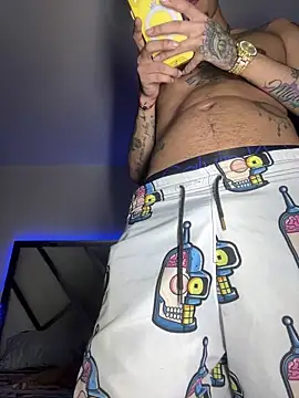 Snapshot of zack_isaac777 chatting on January 18, 2025, 5:52 am zack isaac777 online show from January 18, 2025, 5:52 am