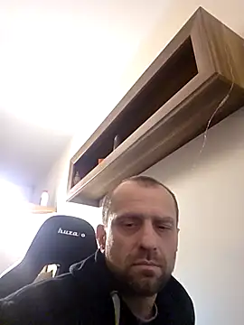Roman0798 online show from December 22, 2025, 2:39 pm