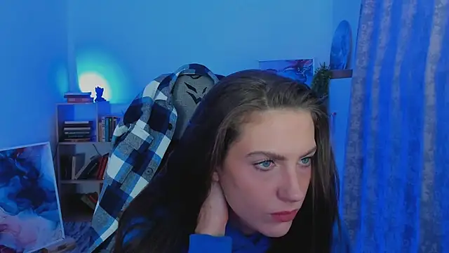 EmilyWilden online show from October 1, 2025, 8:19 am