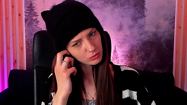 EmilyWilden online show from March 10, 2025, 2:48 pm