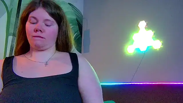 RubyValen online show from November 14, 2025, 1:09 am