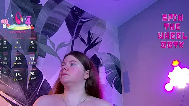 RubyValen online show from September 29, 2025, 1:12 am