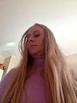 Snapshot of VictoriaMiami chatting on February 7, 2025, 10:19 am VictoriaMiami online show from February 7, 2025, 10:19 am