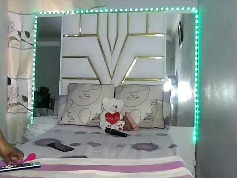 SexyyNana online show from September 21, 2025, 1:05 pm