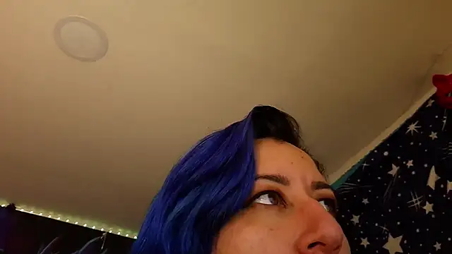 pussytight pervert online show from March 27, 2026, 12:19 am