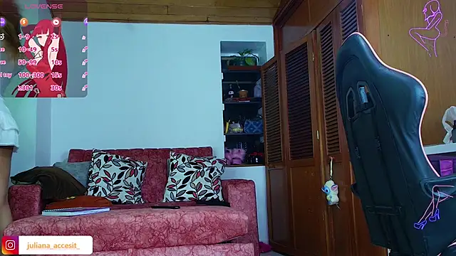 caroline cossei online show from February 19, 2026, 2:30 am