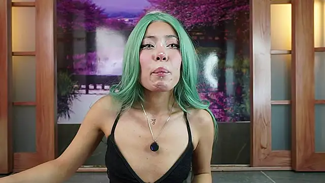 miss  maria online show from September 12, 2025, 6:07 pm