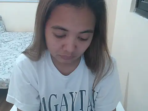 xTheLastVIRGINx online show from October 17, 2025, 4:42 pm