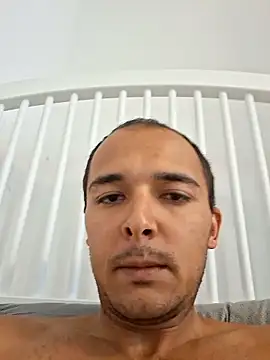 Snapshot of Vyrgin_boy chatting on June 10, 2026, 11:22 am Vyrgin boy online show from June 10, 2026, 11:22 am