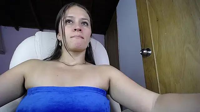  juliana rios online show from February 20, 2025, 7:19 pm