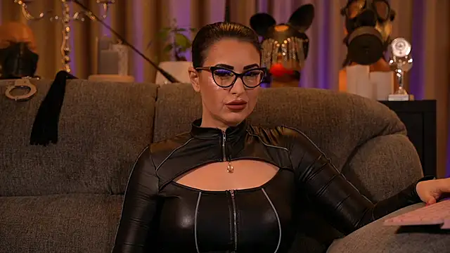 kelly kent online show from November 4, 2025, 12:14 am