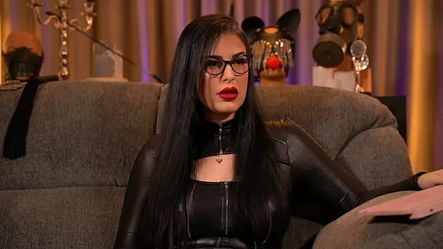 kelly kent online show from December 14, 2025, 10:37 pm