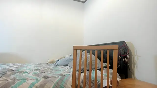 Katiefyi online show from November 29, 2025, 3:39 am