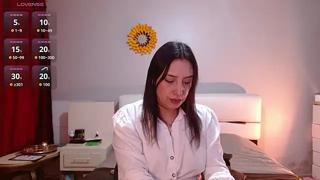 Snapshot of Freyja_soh chatting on February 14, 2026, 3:34 pm Freyja soh online show from February 14, 2026, 3:34 pm