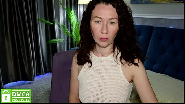 Snapshot of MyrtleGirl_5 chatting on May 22, 2026, 12:36 pm MyrtleGirl 5 online show from May 22, 2026, 12:36 pm