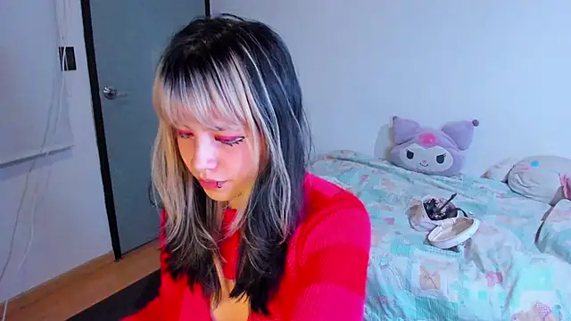 Akane-Mou online show from December 16, 2024, 6:53 am