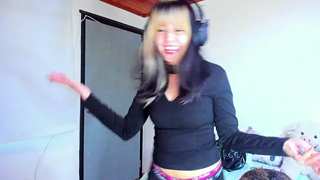 Akane-Mou online show from January 20, 2025, 11:35 am