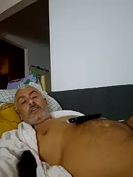 cuci45 online show from September 18, 2025, 7:50 pm