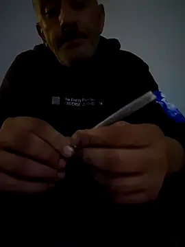 cuci45 online show from September 29, 2025, 8:25 pm