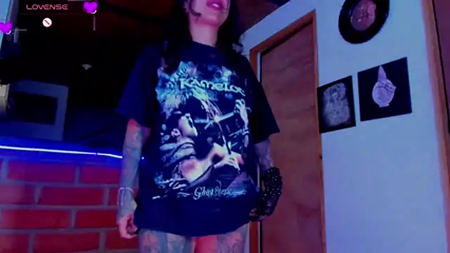 ink demonxxx online show from November 30, 2025, 12:55 am