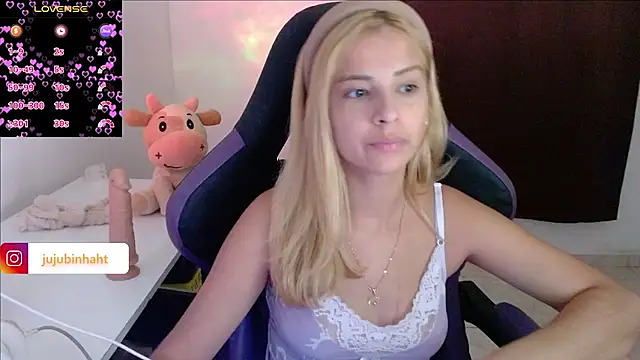 jujubinhahot online show from March 7, 2025, 10:54 pm