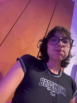 aurora xoxo online show from March 18, 2025, 4:40 am