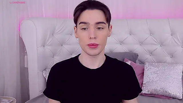 RobbyCharming online show from March 23, 2025, 1:31 am