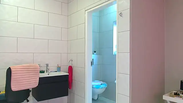 Lalakin90 online show from October 9, 2025, 7:53 am