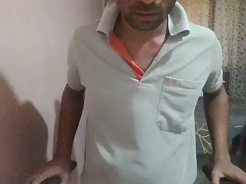 sexx4 online show from April 22, 2026, 6:20 am