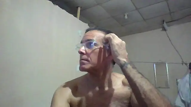 CaptainFox online show from June 1, 2026, 11:15 pm