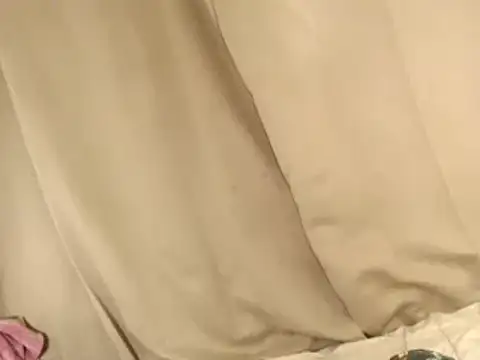 ehotlovea  online show from March 10, 2025, 4:03 pm