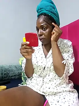 Shaniko89 online show from April 14, 2026, 9:42 pm