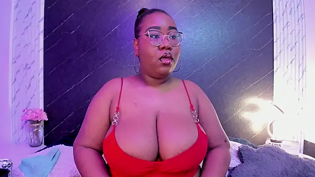 Snapshot of Darnellqueen chatting on November 14, 2025, 4:05 am Darnellqueen online show from November 14, 2025, 4:05 am