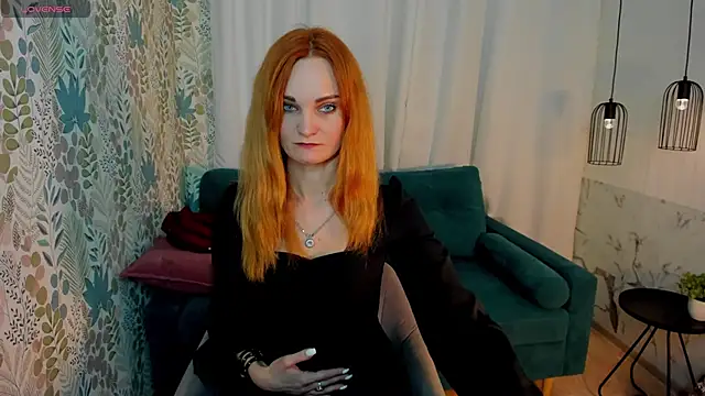 SaraSubtlety online show from November 16, 2025, 1:27 pm